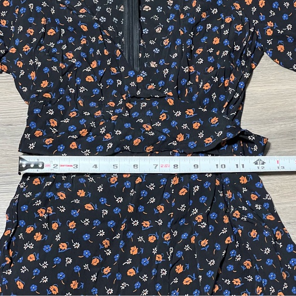 Madewell 2 Wrap-Front Romper Black Prairie Posies Floral Tie Retro L2496 NWT - Picture 9 of 10